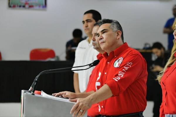 Political Conflict Between Parties in Mexico