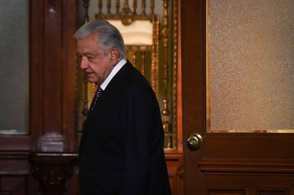 Сотрясение из-за возможных обвинений в адрес AMLO
