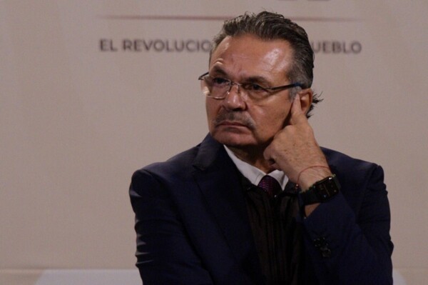 Octavio Romero's Appointment to Infonavit Causes Government Tension