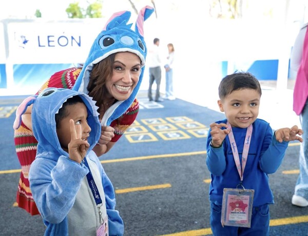 León's Education Investment: From Infrastructure to Technology