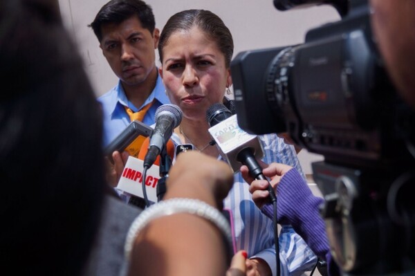 Billboards for opposition candidate cause tensions in Mexico City