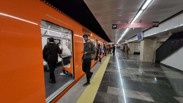 Metropolitan Metro Stations Closed Due to Fire Incident