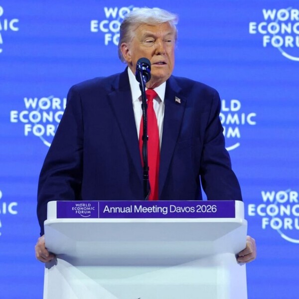 Мексиканский песо достиг минимума за год на фоне напряженности с США