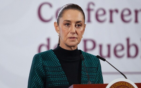 Mexico's President Assaulted in Downtown