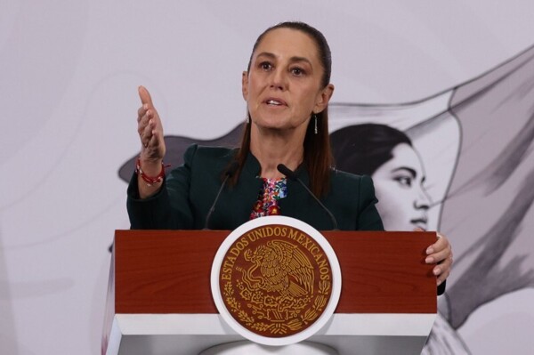 Президент Мексики открыла диалог с учителями