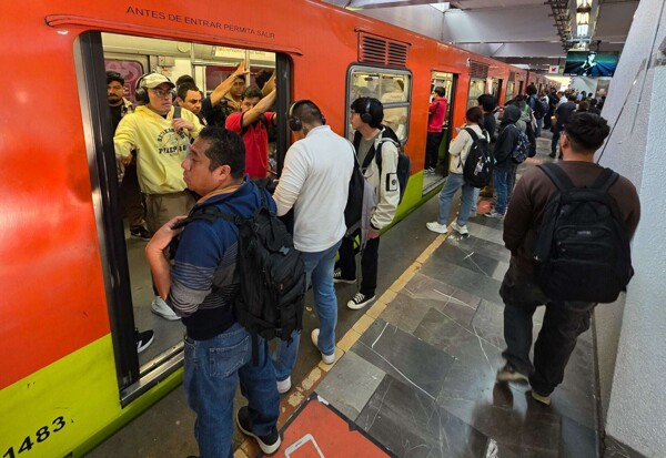 Mexico City Head of Government Rejects Accusations of Metro Maintenance Neglect