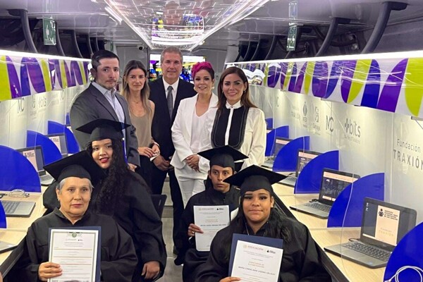 Mobile Classroom Initiative Launched in Monterrey