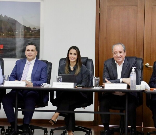 Политический кризис вокруг государственного долга в Мексике