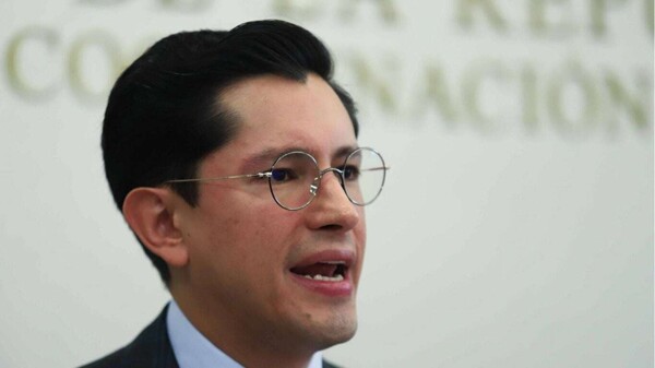 Roberto Velasco es ratificado como nuevo canciller de México