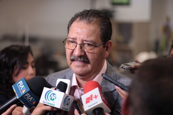 Mexican Politician Calls for Unity Amid Geopolitical Challenges