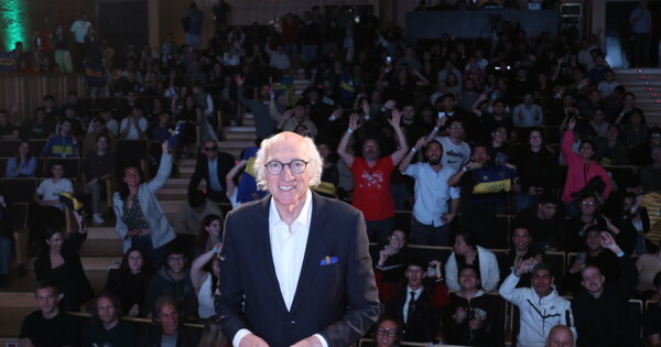 Feliz Closes Olé Summit 2025 with a Brilliant Performance