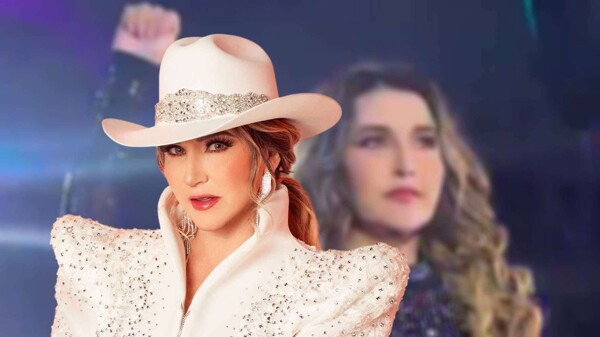 Alicia Villarreal Calls for Help During Concert