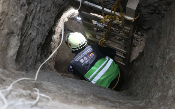 В Мехико обнаружили незаконную врезку в нефтепровод