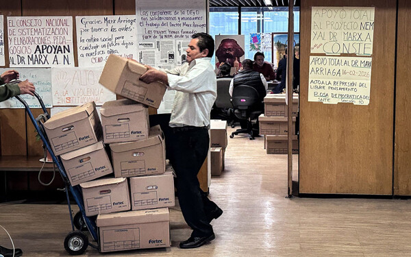 Mexico's Education Ministry Replaces Head of Educational Materials