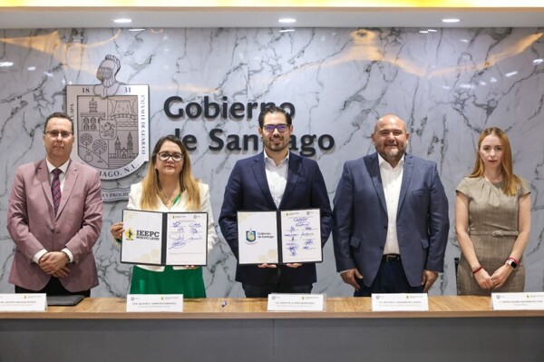 Commitment Against Political Violence Signed in Santiago