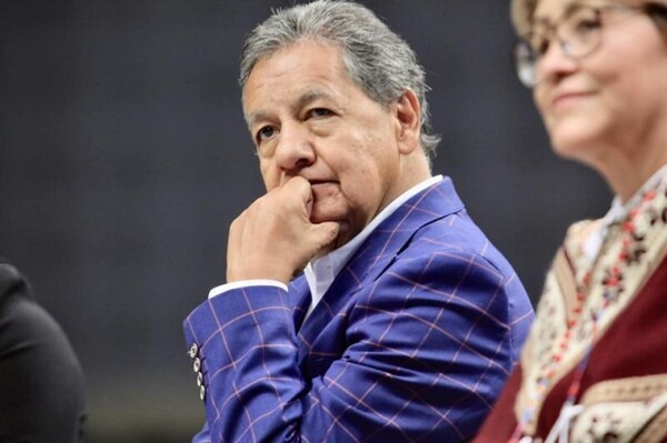 Мексиканский политик объявляет о возвращении в Сенат