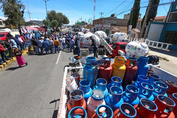 Gas Workers Announce Strike in Mexico City