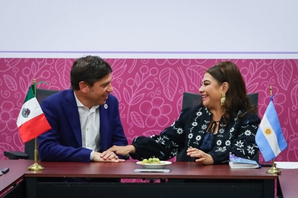 Клара Бругада готовится к новому правительству в Мехико