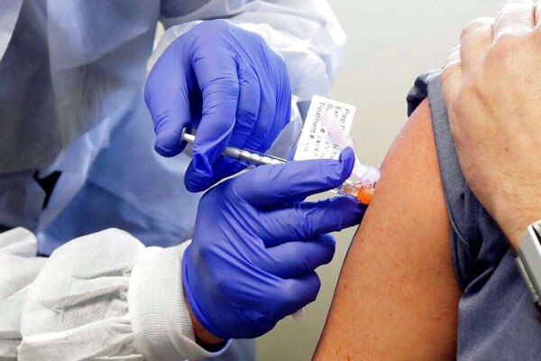 Новая вакцина Pfizer против COVID-19 в Мексике
