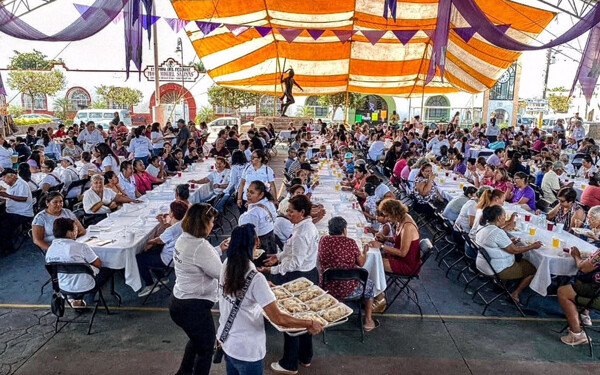 60 People Poisoned at International Women's Day Breakfast in Mexico