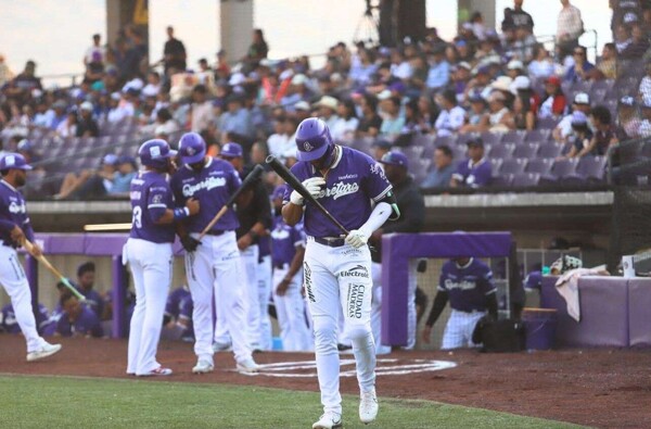 Conspiradores secure first series win of the season