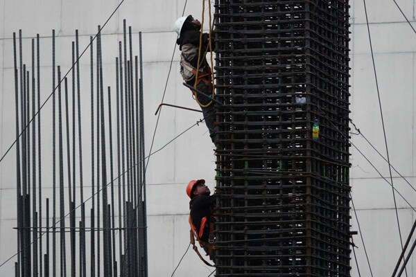 Ново-Леон выделяется в строительстве в августе