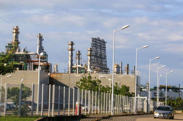 Pemex Refineries Achieve Yearly Processing Record
