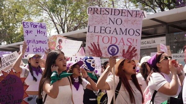 Governor of Puebla Apologizes to Women for Past Violations