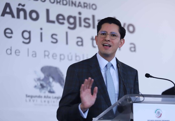 Roberto Velasco es ratificado como secretario de Relaciones Exteriores